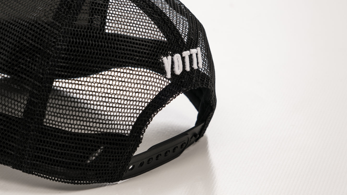 Yotti Logo Trucker | Black/Paint Splatter