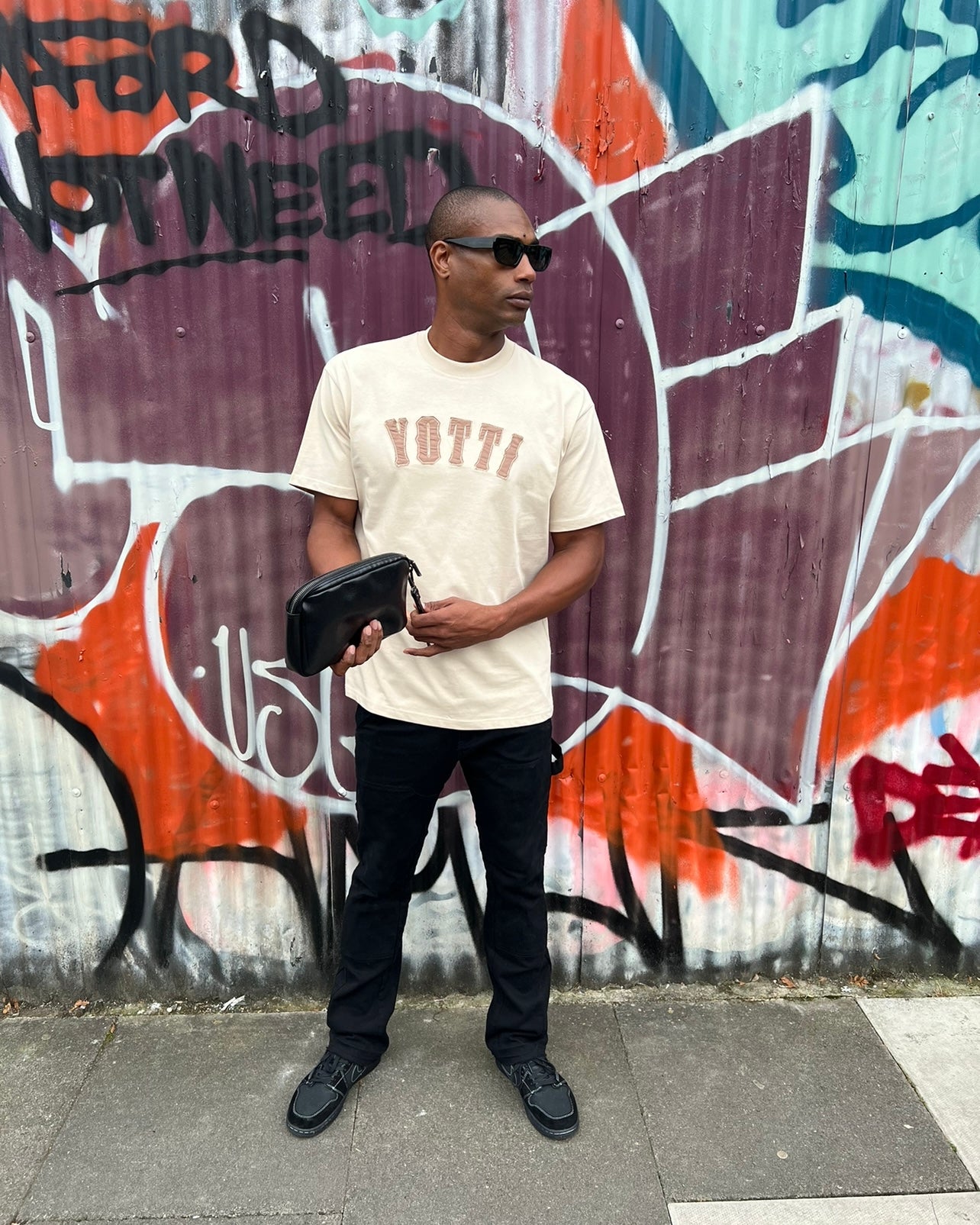 Appliqué - T Shirt / Mocha