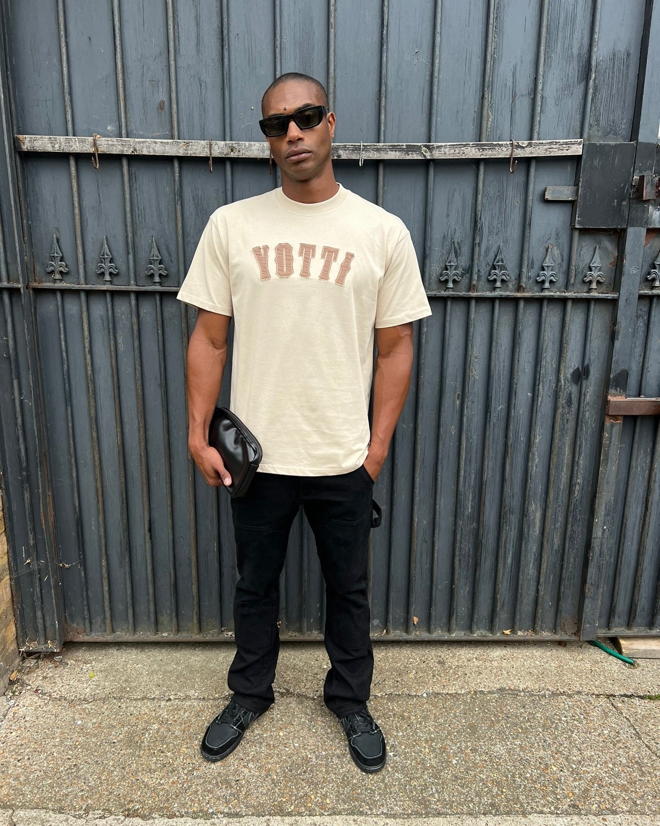 Appliqué - T Shirt / Mocha