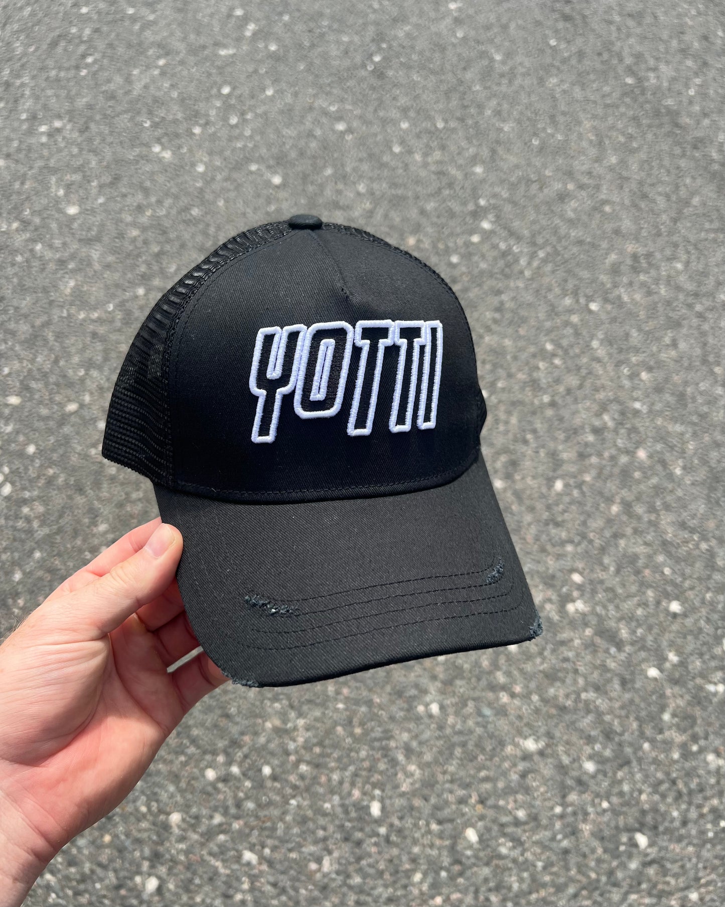 Yotti Trucker - Black / White - 1 of 1
