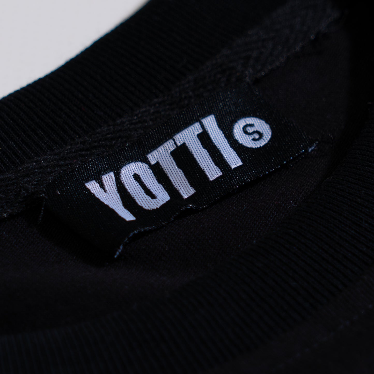 "FOLIAGE" OVERSIZED TEE