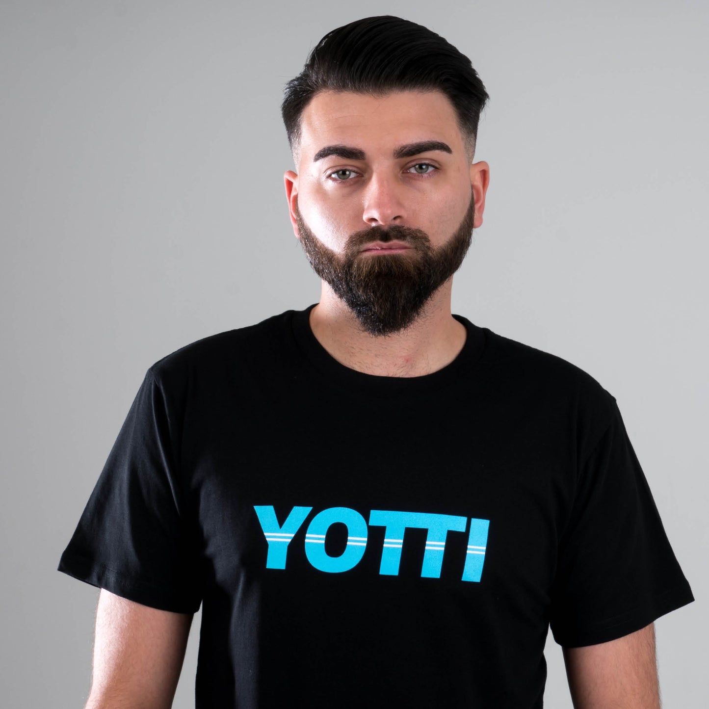 Yotti Racer Tee | Black/Cyan